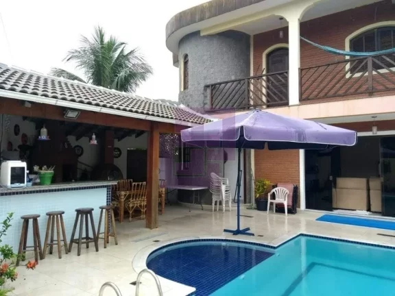 Imagem Lindo sobrado em condominio fechado.