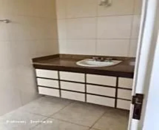 Imagem Apartamento à venda na Vila Andrade, São Paulo-SP: 3 quartos, 1 suíte, 4 banheiros, 2 vagas de garagem, 150m²!
