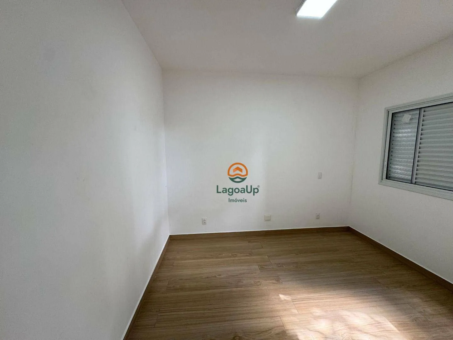 Imagem Casa com 4 dormitórios à venda, 214 m² por R$ 1.290.000,00 - Condomínio Residencial Pequi - Lagoa Santa/MG
