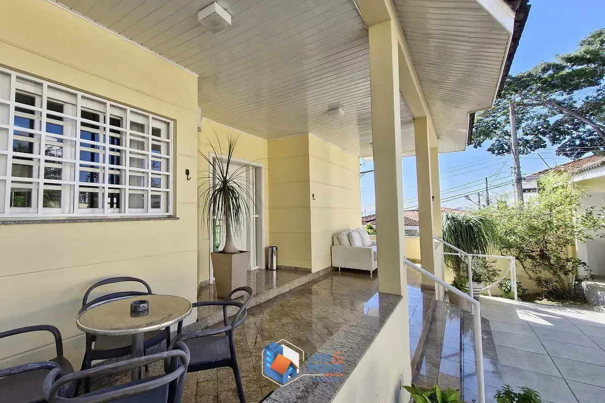 Imagem Sobrado para venda em Tucuruvi com 4 quartos, sendo 3 suítes, 415m²