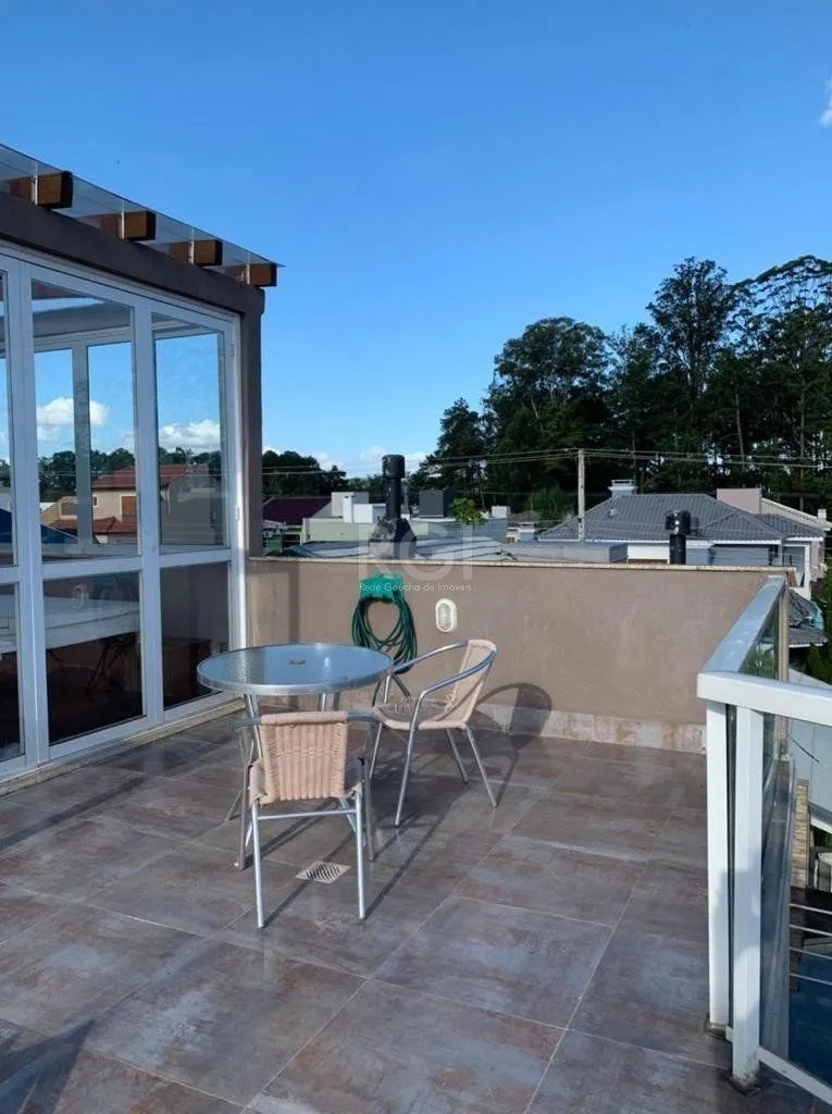 Imagem Sobrado para Venda - 300m², 3 dormitórios, sendo 2 suites, 1 vaga - Hípica Jardins Do Prado