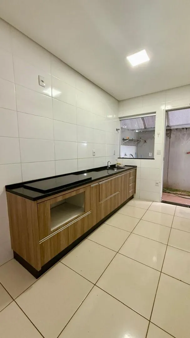 Imagem Apartamento com 3 dormitórios à venda, 72 m² por R$ 250.000,00 - Ipanema - Patos de Minas/MG