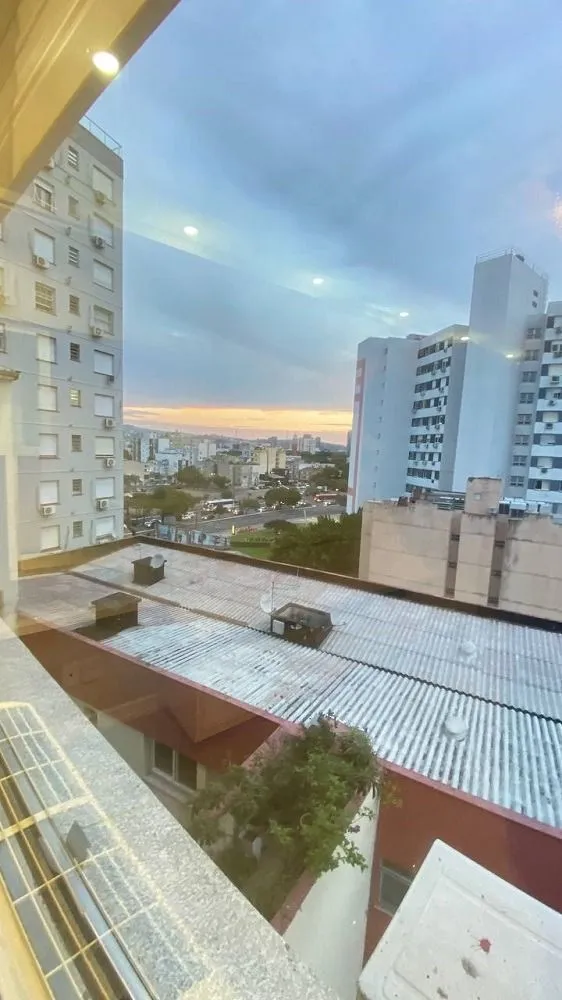 Imagem VENDA de apartamento 1dormitório com 1 vaga, mobiliado, localizado na Rua Jose do Patrocínio, Cidade Baixa, Porto Alegre.