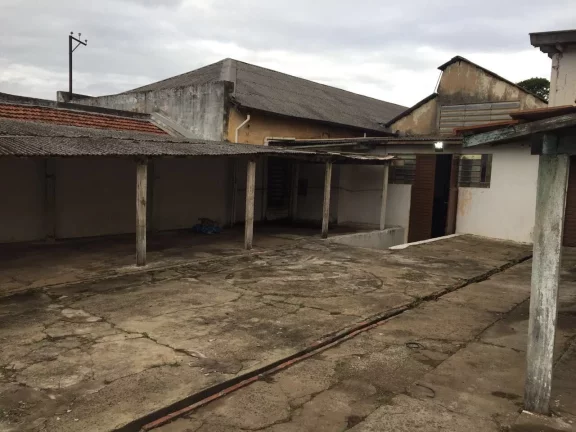 Imagem Barracão comercial com 853,80m2 de construção em terreno de 998,50m2 no centro de Limeira em exce...