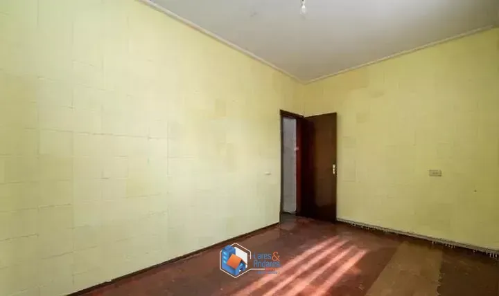 Imagem Sobrado para venda em Vila Santa Catarina com 3 quartos, sendo 1 suíte, 108m²