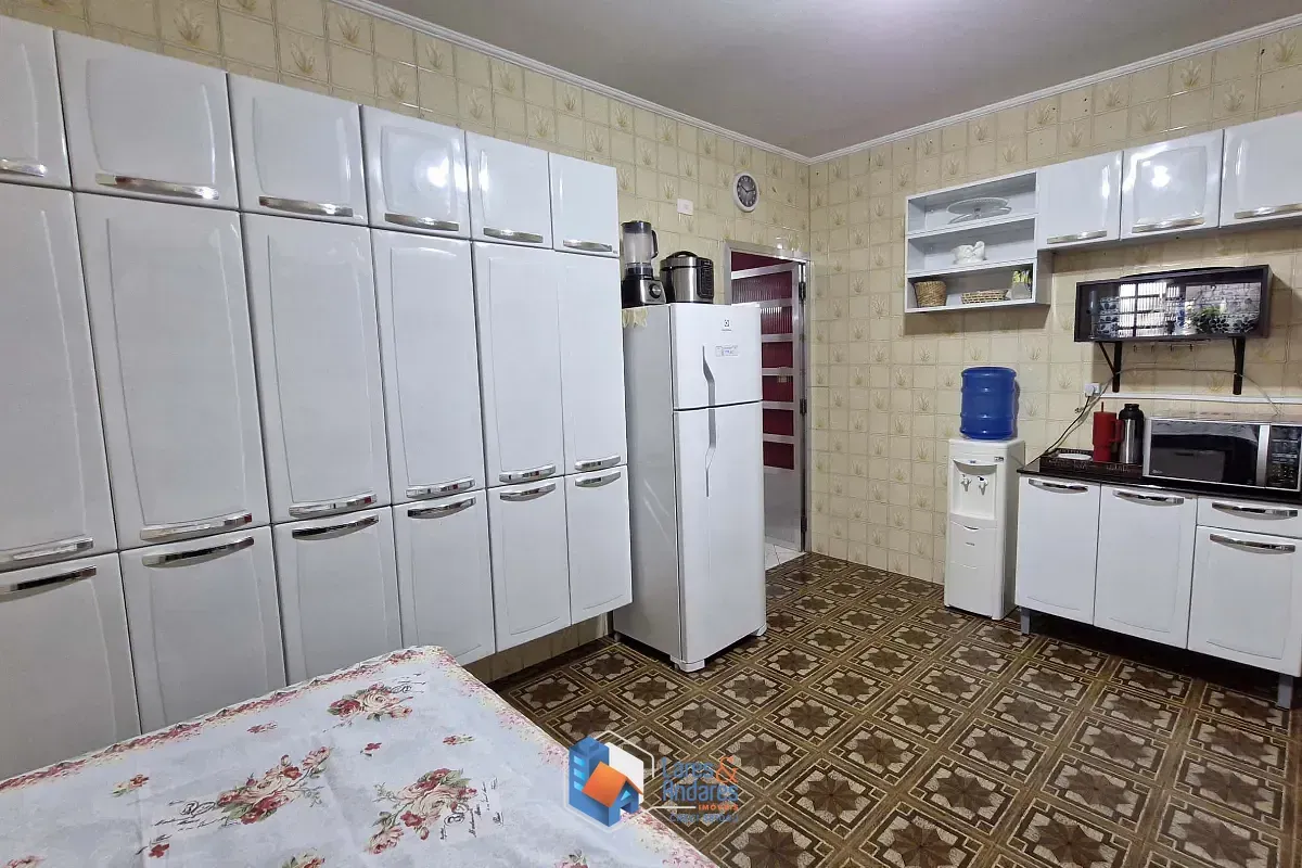 Imagem Sobrado para venda em Bortolândia com 3 quartos, 206m²
