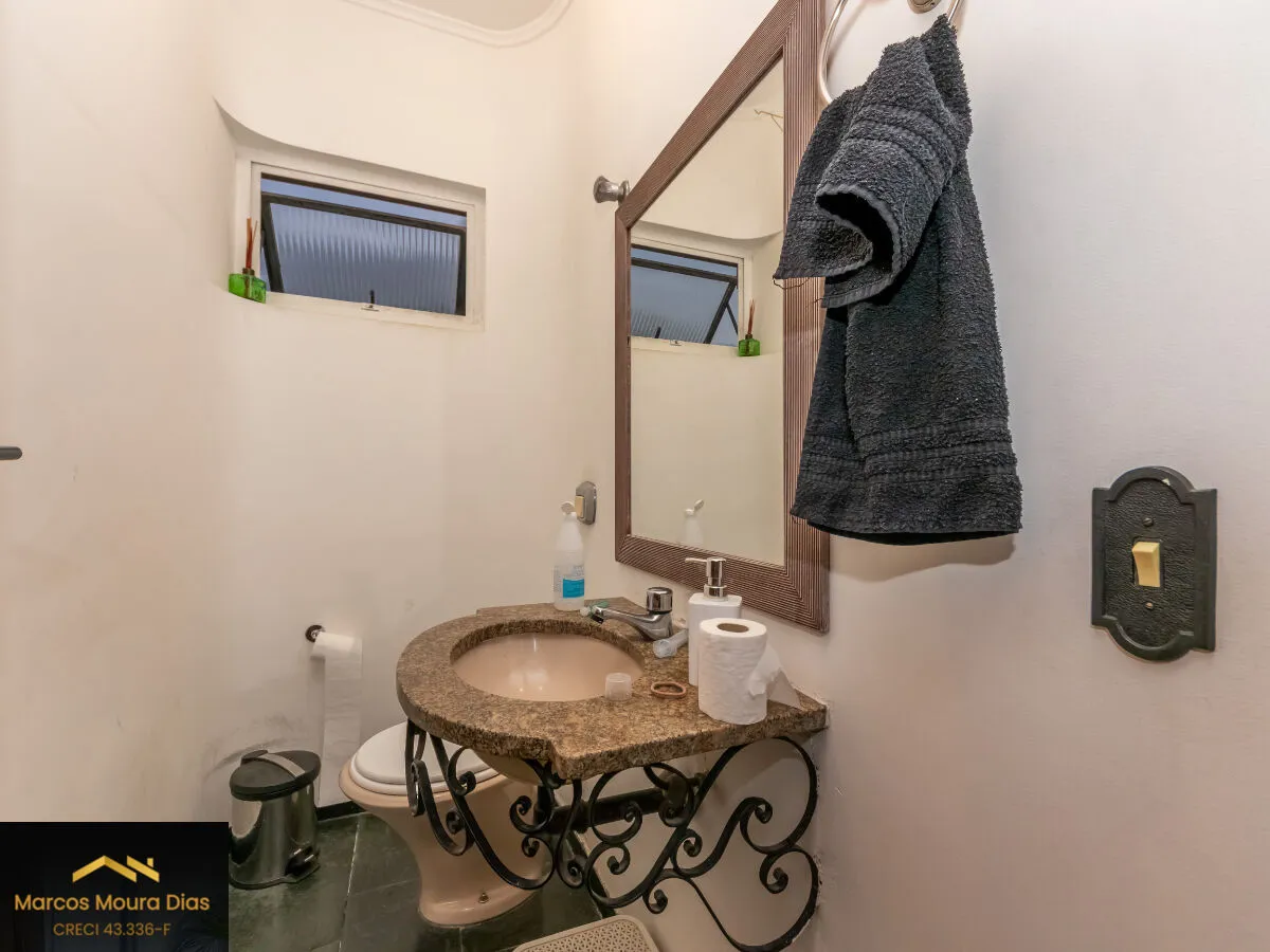 Imagem Apartamento em Perdizes com 4 quartos ( 1 suíte), , 215m². Edifício com Lazer e 1 apto por Andar