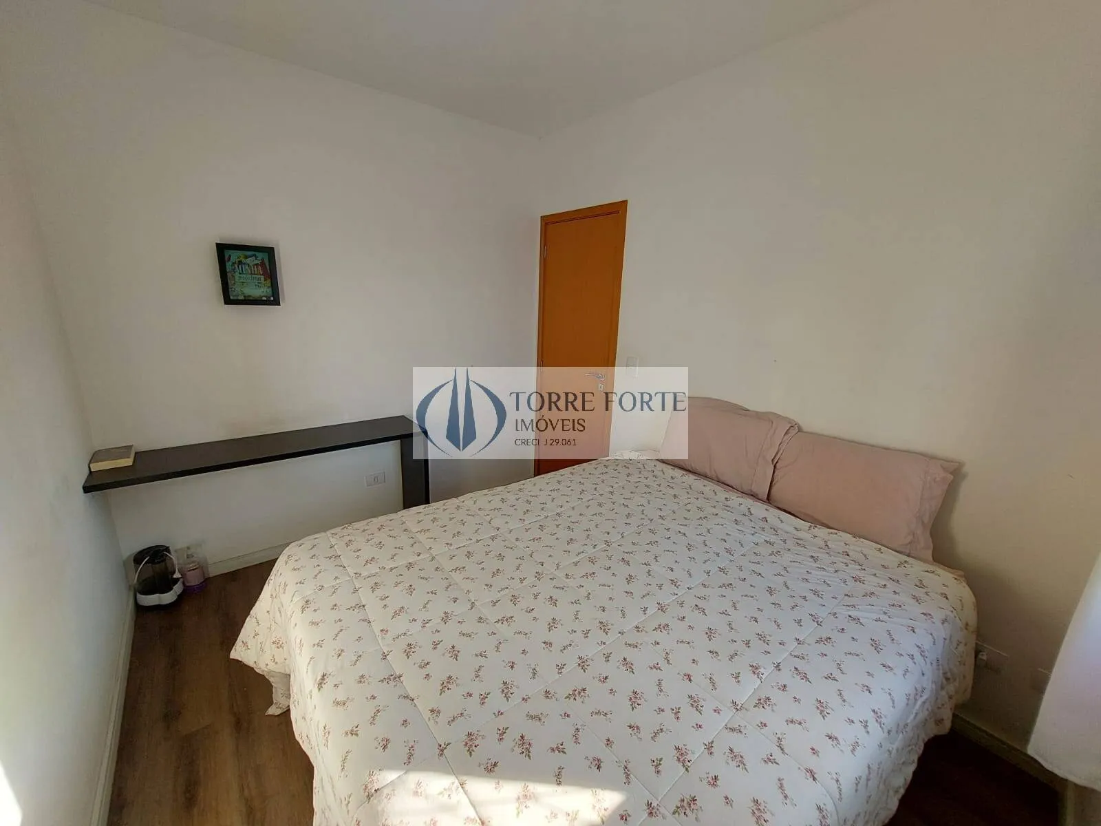 Imagem Lindo Apartamento com varanda gourmet com 2 dormitórios , 1 vaga , centro