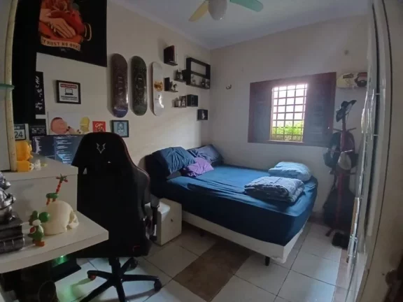 Imagem EXCELENTE OPORTUNIDADE!!! CASA NO MARACANÃ 3 DORMITÓRIOS 5 VAGAS!!!