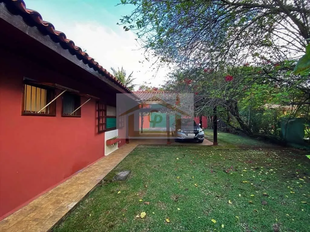 Imagem Chác Vale do Rio Cotia - TÉRREA, 3 suítes, lote plano, piscina e gourmet!