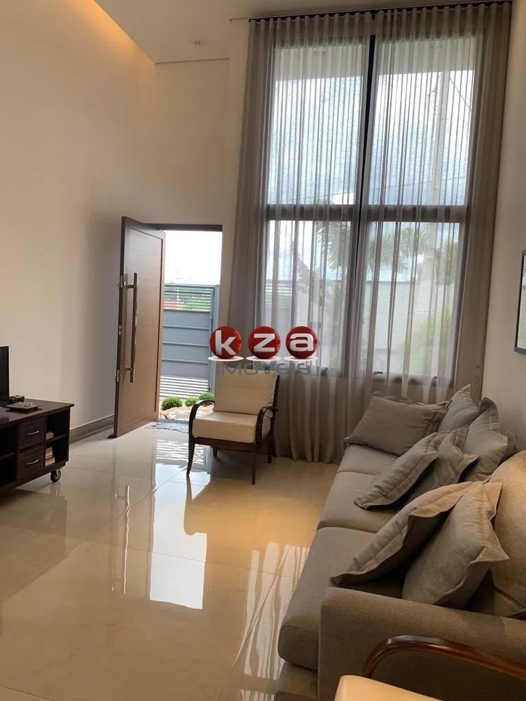 Imagem Casa à venda no Bairro Pinheirinho em Vinhedo com 2 quartos sendo 1 suíte, 2 vagas, 149 m². Aproveite!