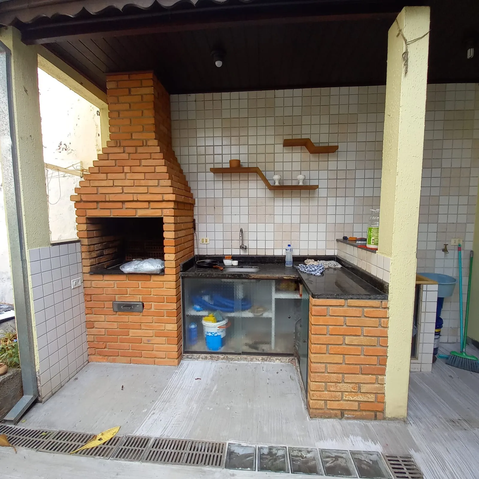 Imagem Lindo Sobrado no Jardim Simus com 2 casas no terreno