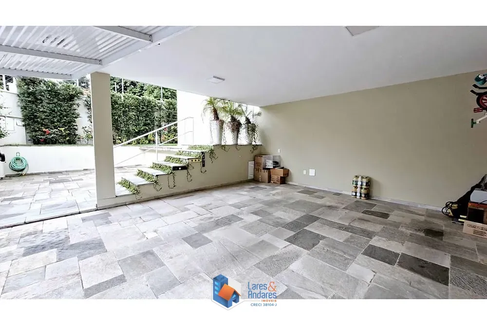 Imagem Casa à venda 3 Quartos 3 Suites 4 Vagas 295M² Caxingui São Paulo - SP