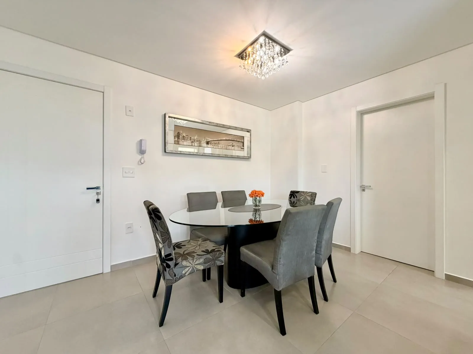 Imagem Apartamento à venda com 55.4m2 por R$ 650.700,00