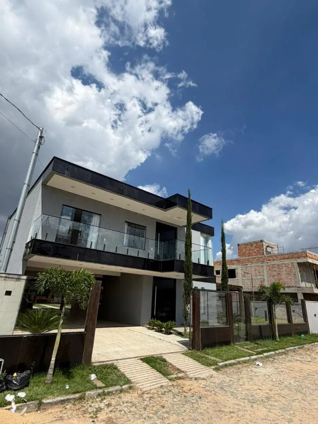 Foto do imóvel CASA DE LUXO À VENDA EM CONTAGEM/MG , Área de 915 m²