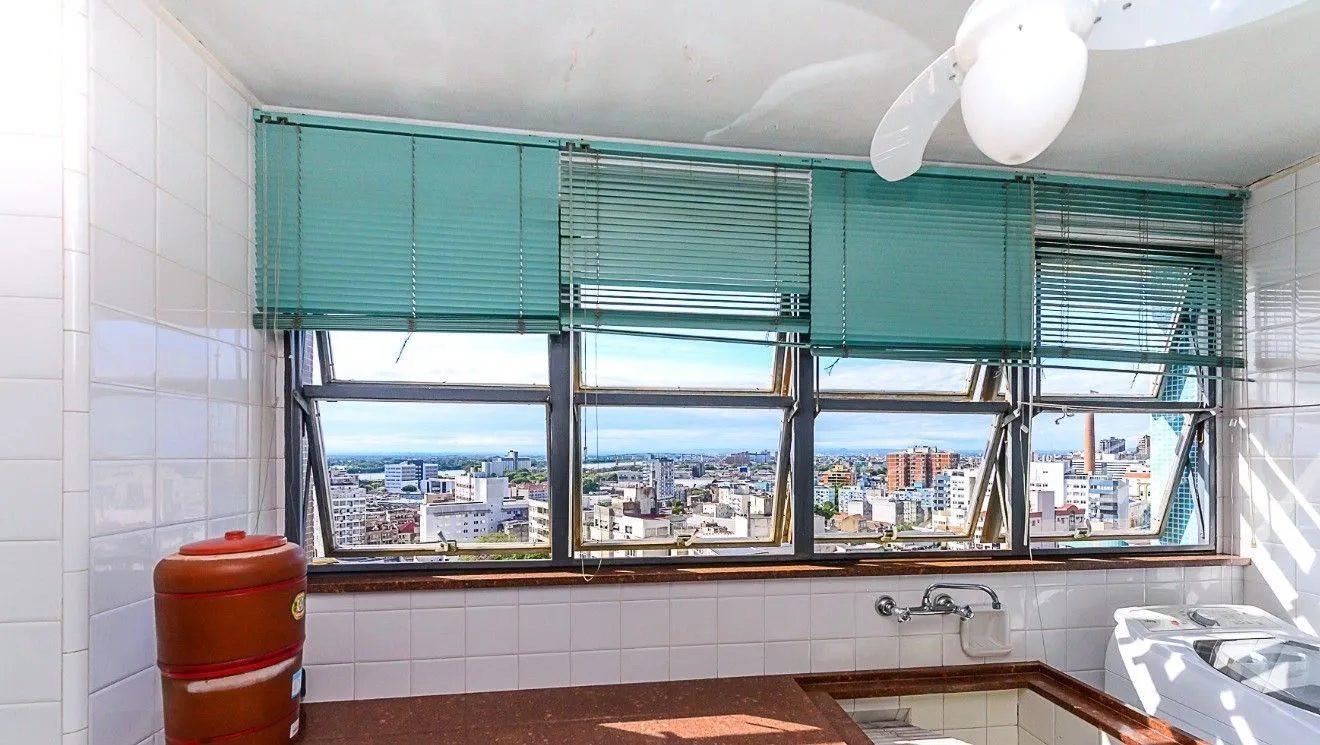 Imagem Vende-se apartamento com 3 quartos( 1 suíte), 169m² e 1 vaga - Independência