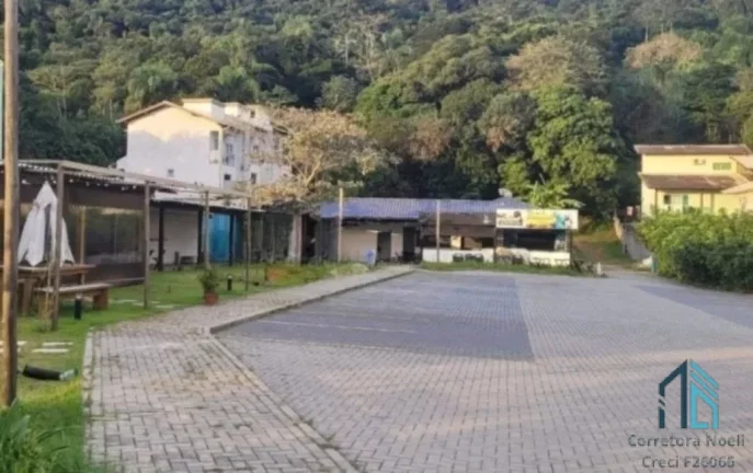 Imagem Terreno com 6.490,72m² ótima localização em Florianópolis SC