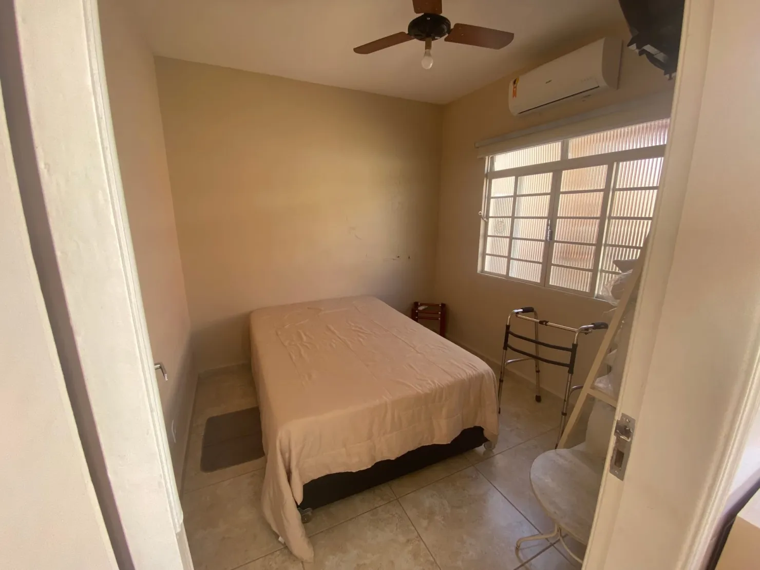 Imagem Casa à venda 4 Quartos, 2 Vagas, 300M², Jardim Paraibá, Aparecida - SP