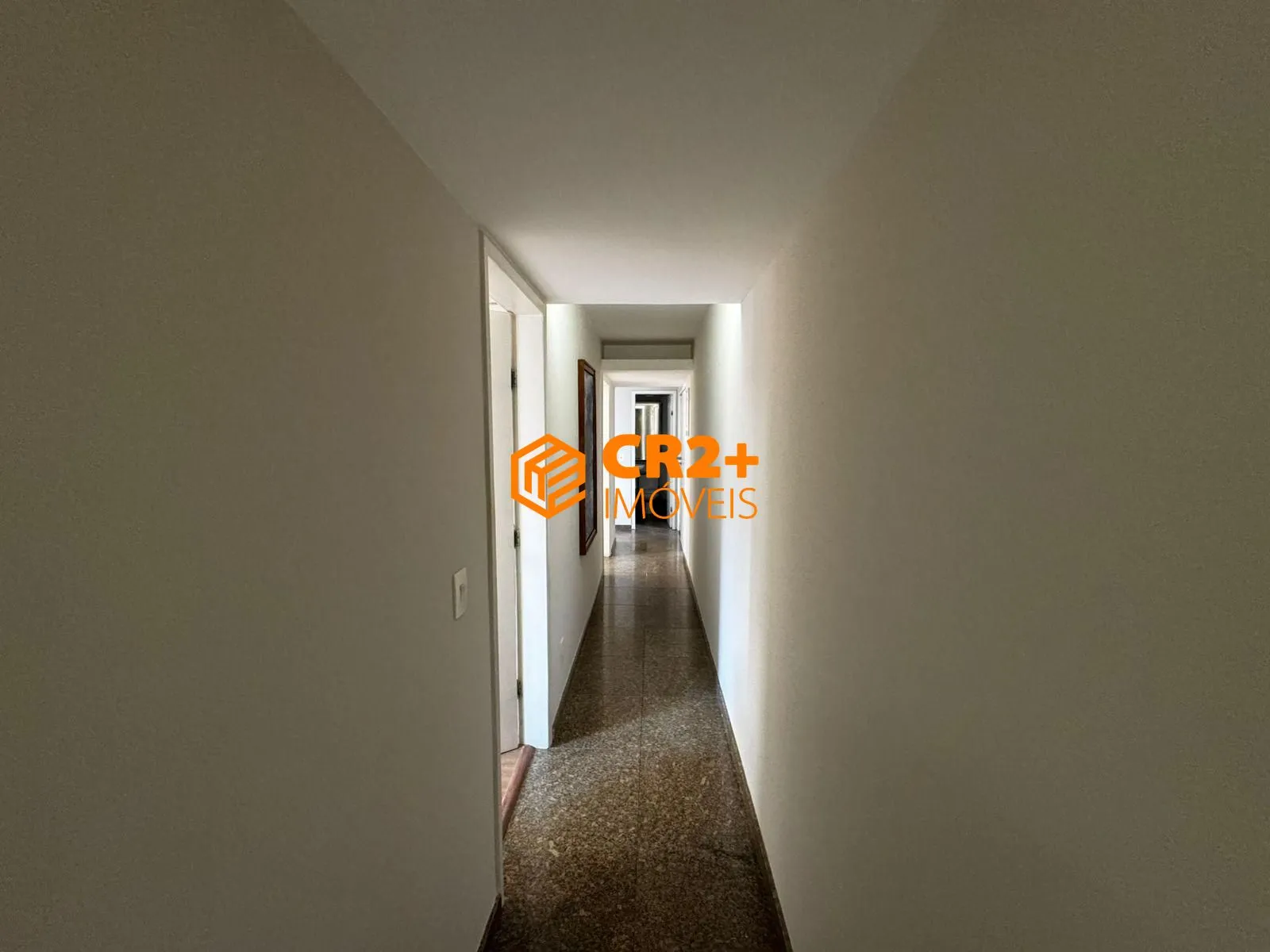 Imagem VENDO APARTAMENTO À BEIRA-MAR NA AVENIDA BOA VIAGEM - RECIFE 150m² -3 suítes