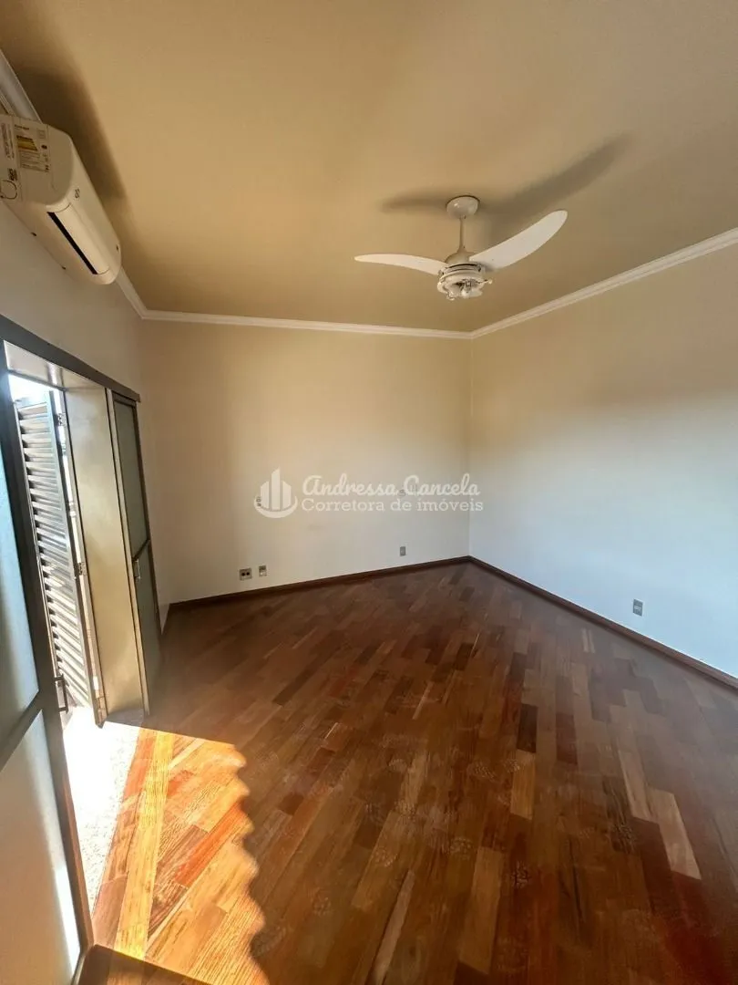 Imagem Sobrado comercial 3 suítes à venda, 400 m² por R$ 1.380.000 - Universitário - São José do Rio Preto/SP