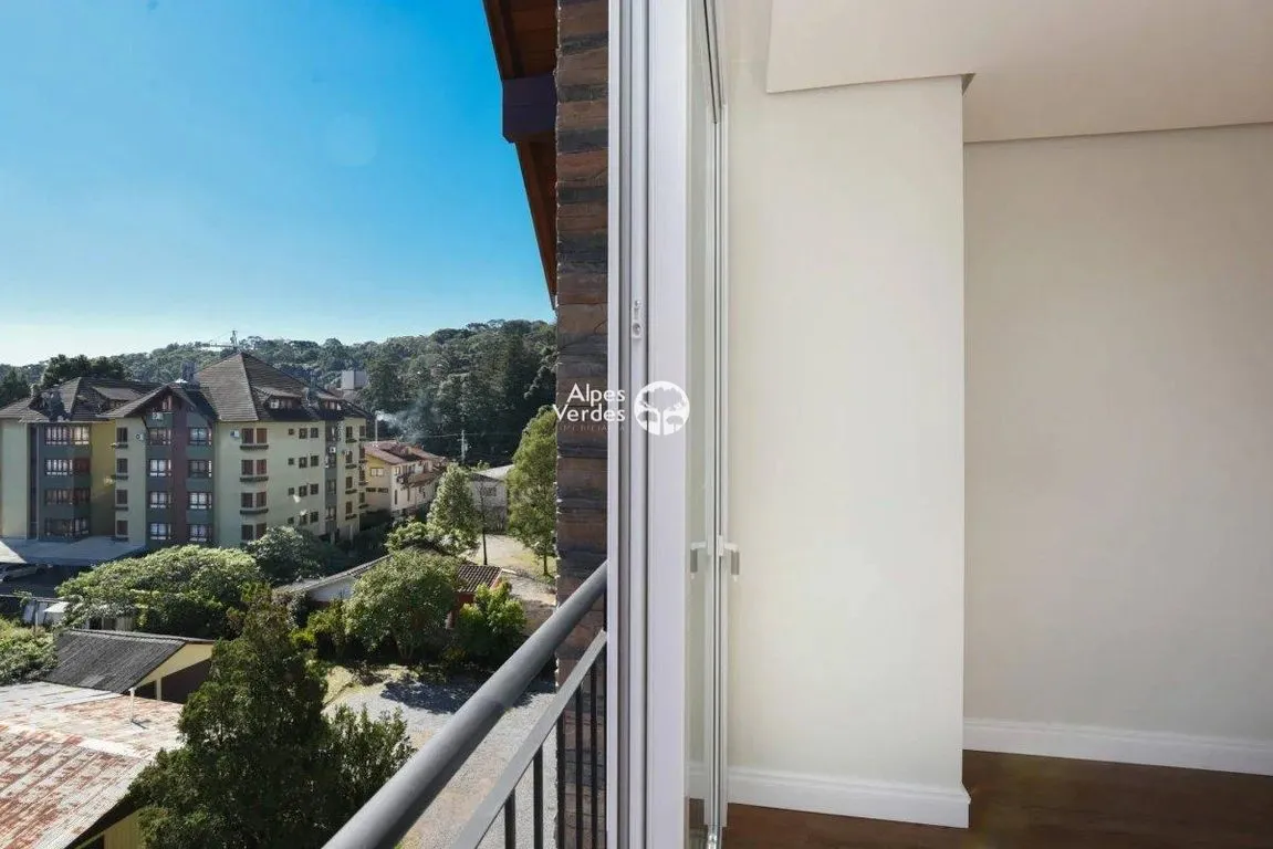 Imagem Vende-se apartamento em Gramado a cerca de 5 minutos da Rua Coberta
