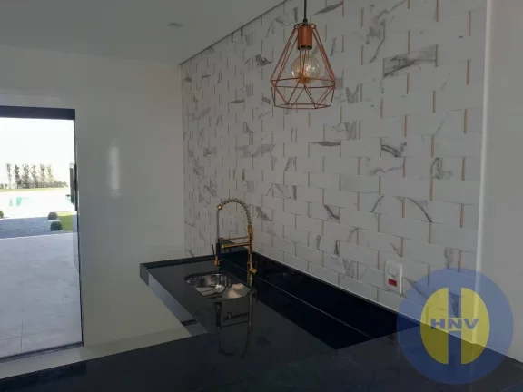 Imagem Vendo casa com piscina em Itaipuaçu