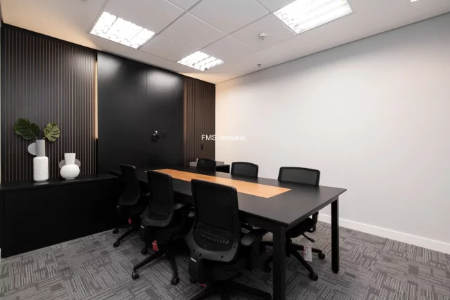 Imagem Conjunto mobiliado com 120m2 na Vila Olímpia.