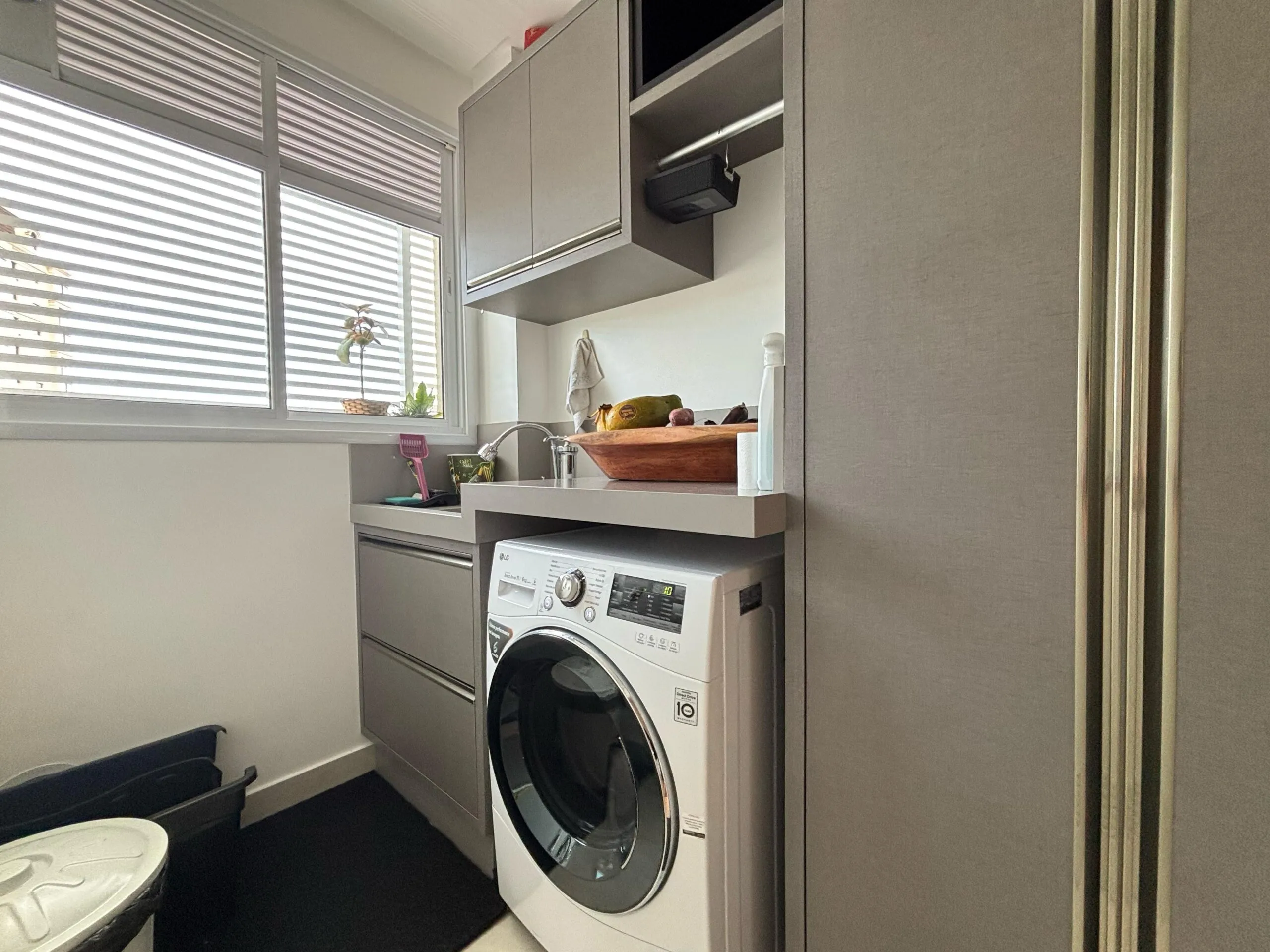 Imagem Apartamento com vista para o mar à venda com 105m2 por R$ 1.800.000,00
