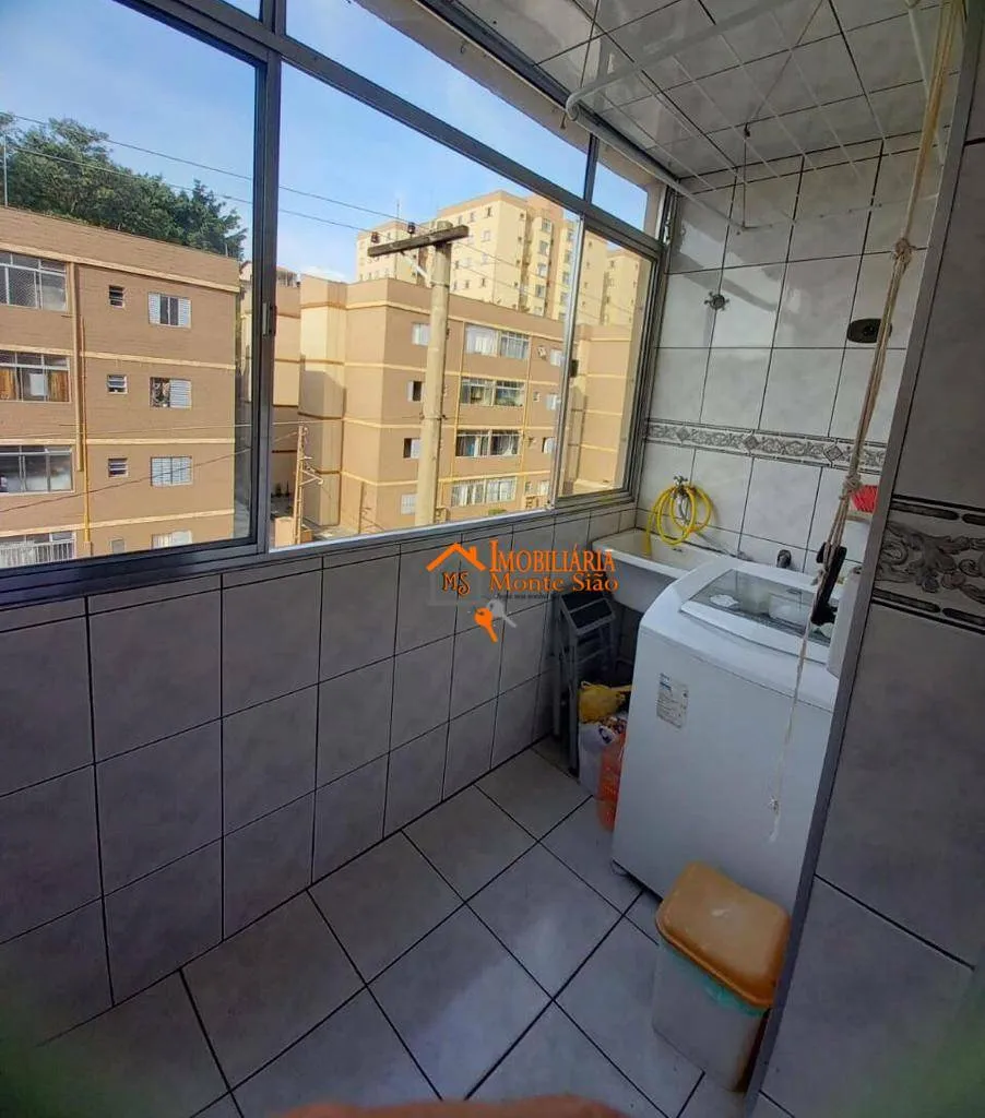 Imagem Apartamento com 2 dormitórios à venda, 56 m² por R$ 225.000,00 - Jardim Iporanga - Guarulhos/SP