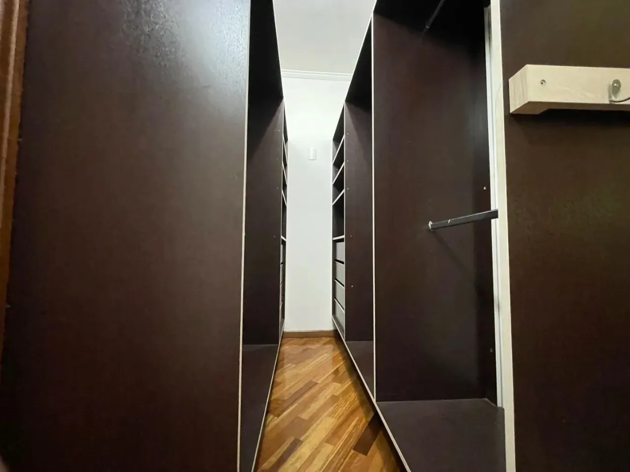 Imagem Casa para locação em Sorocaba-SP, Jardim Pagliato: 4 quartos, 2 suítes, 3 salas, 5 banheiros, 4 vagas, 460m²!