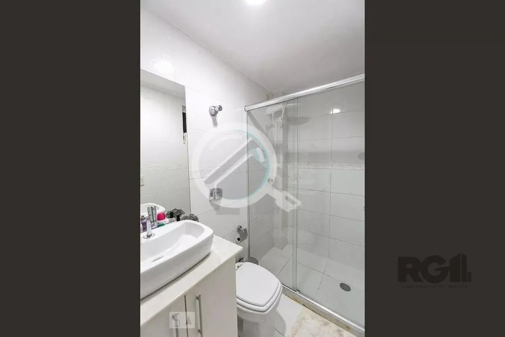 Imagem Apartamento Amplo e Aconchegante no Bairro Azenha, Porto Alegre Se você busca conforto, praticidade...