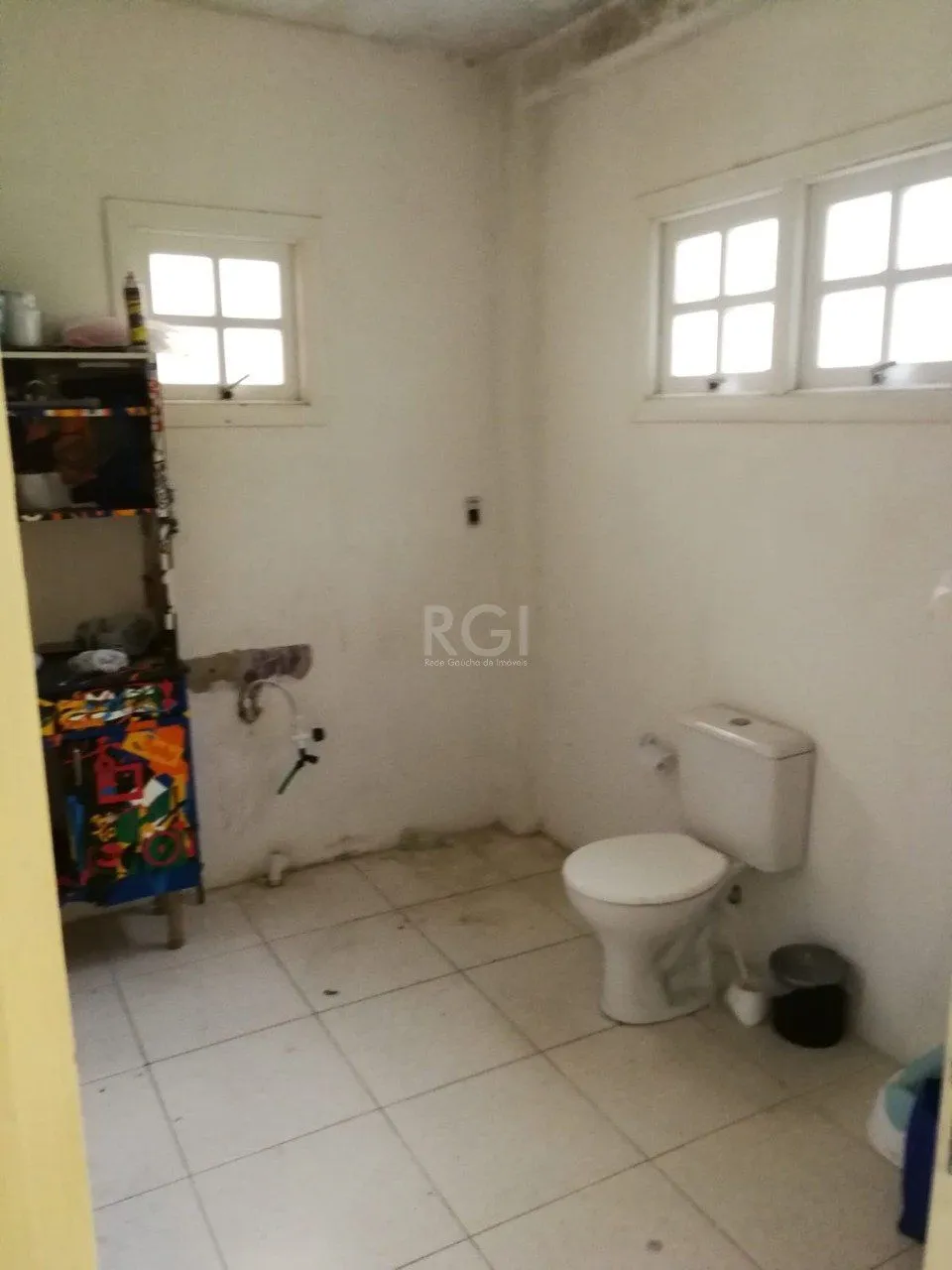 Imagem Casa para Venda - 170m², 3 dormitórios, 3 vagas - Nonoai, Porto Alegre