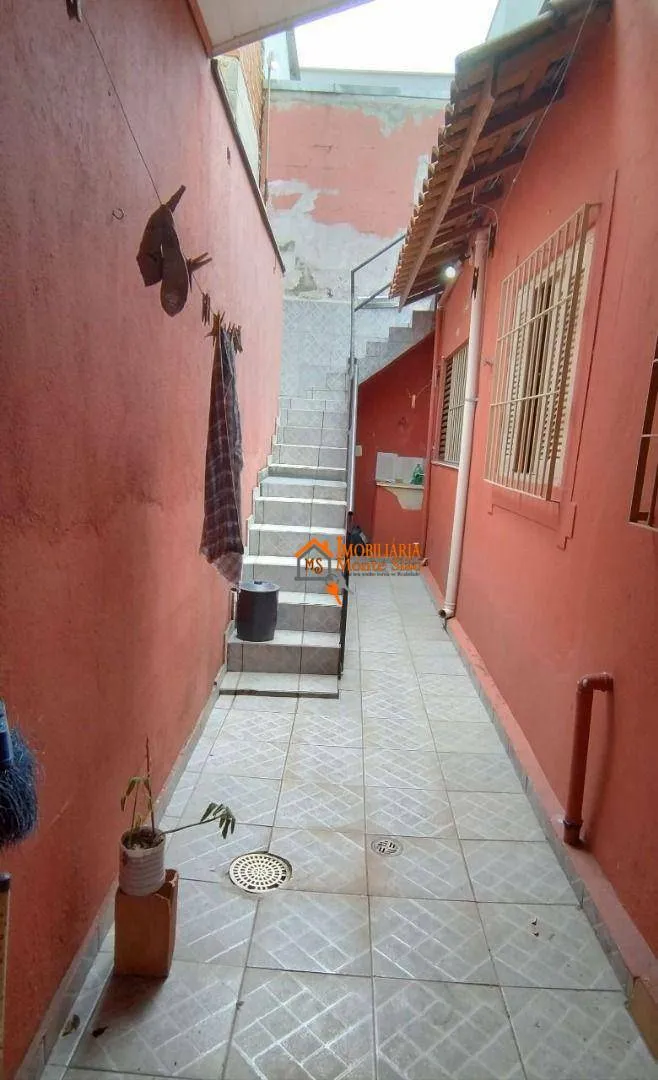 Imagem Casa térrea a venda com 125m² de terreno no Av. Barber Greene - Jardim Santa Clara