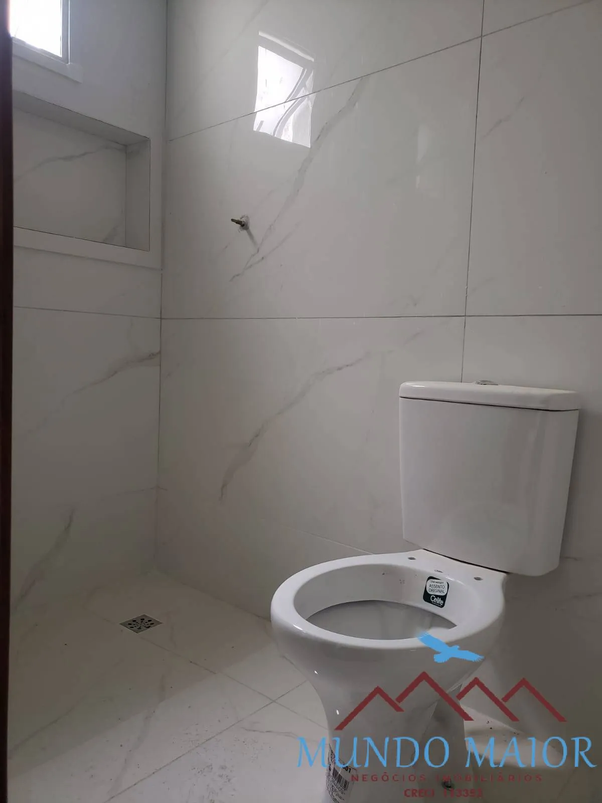 Imagem Casa Térrea com Porcelanato e Portão Automático - É Só Mudar!