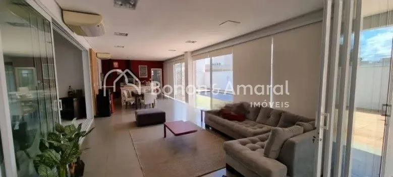 Imagem Casa à venda no Condomínio Athenas em Valinhos