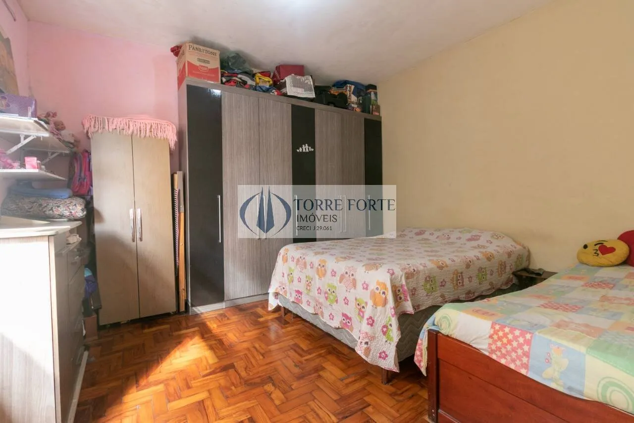 Imagem Casa com 4 dormitórios 3 banheiros na Vila Ema