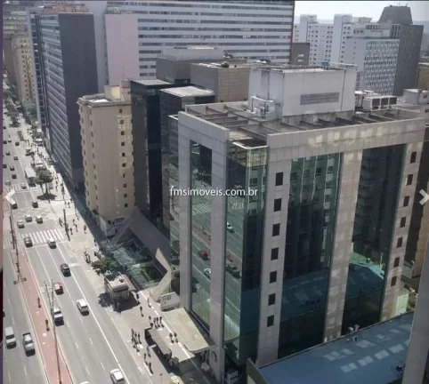 Imagem Espaço Comercial de Alto Padrão no Paraíso: 449m², 2 Banheiros e 12 Vagas de Garagem em São Paulo-SP