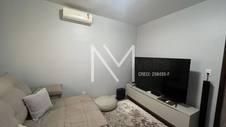 Imagem Casa Sobrado à Venda 4 Quartos - 150m² - Bairro Jardim Santa Inês - SJC