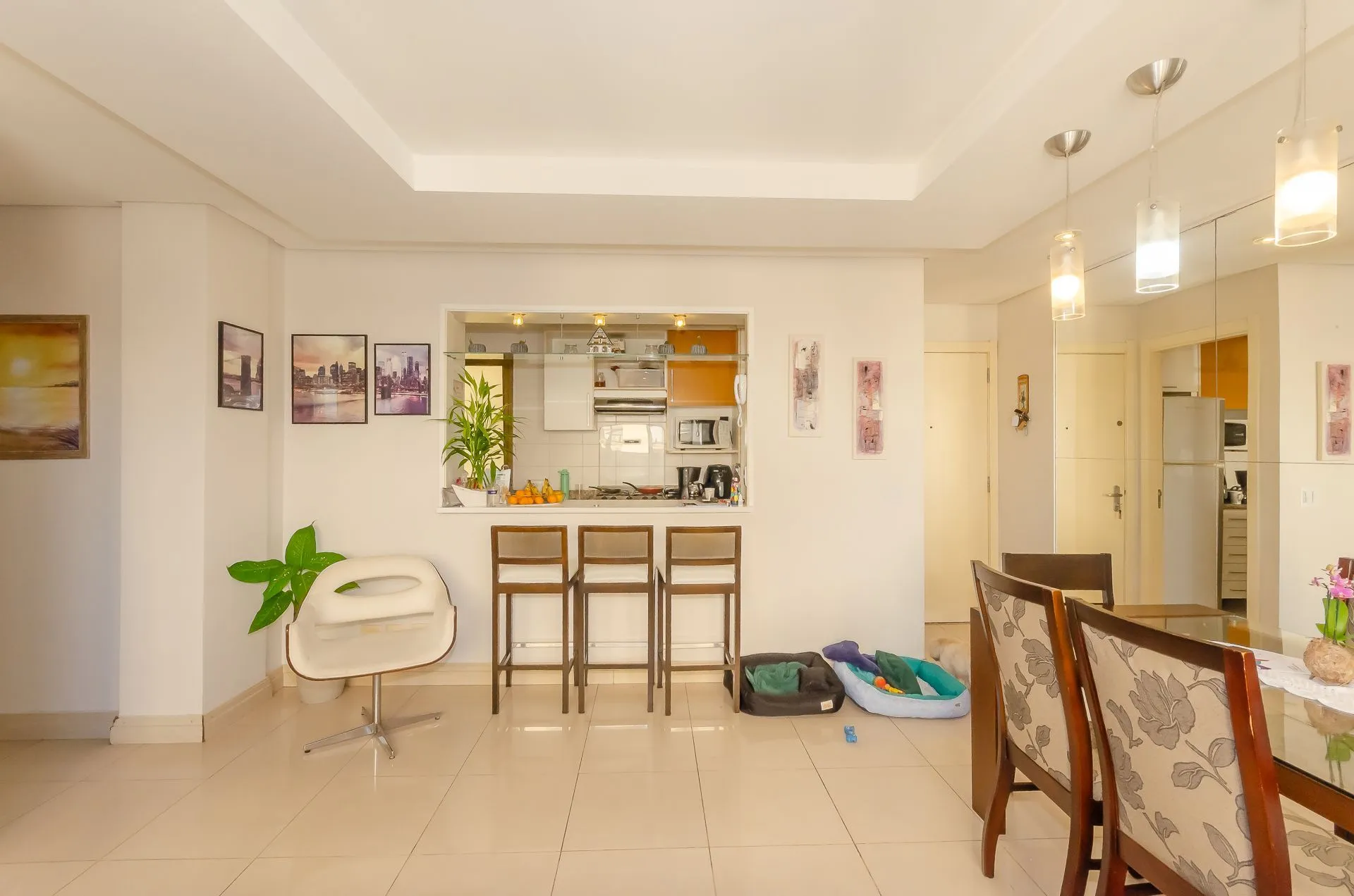 Imagem Santa Barbára Apartamento mobiliado de 3 dormitórios no bairro Passo da Areia