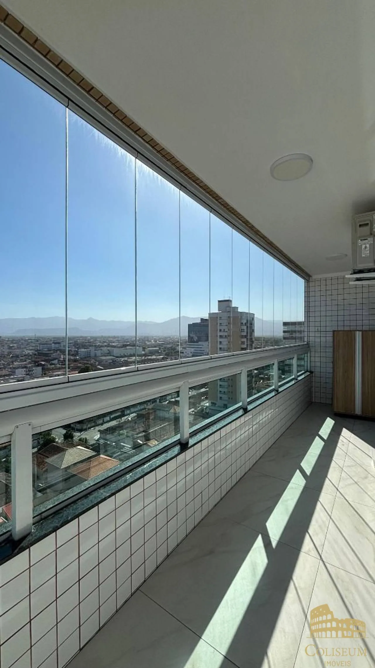 Imagem Lindo Apto 2 Dorms c/1 Suíte, 2 Vagas, Lazer, Sacada envidraçãda