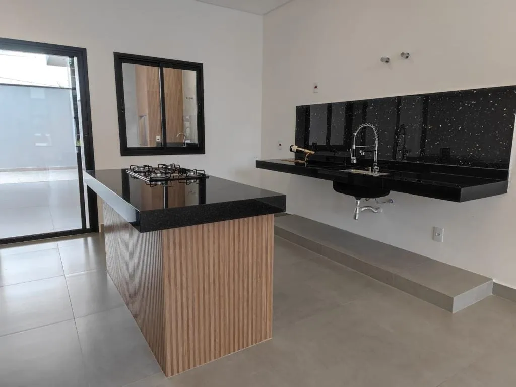 Imagem Casa à venda 3 Quartos, 1 Suite, 2 Vagas, 250M², Guedes, Tremembé - SP | Morada do Visconde