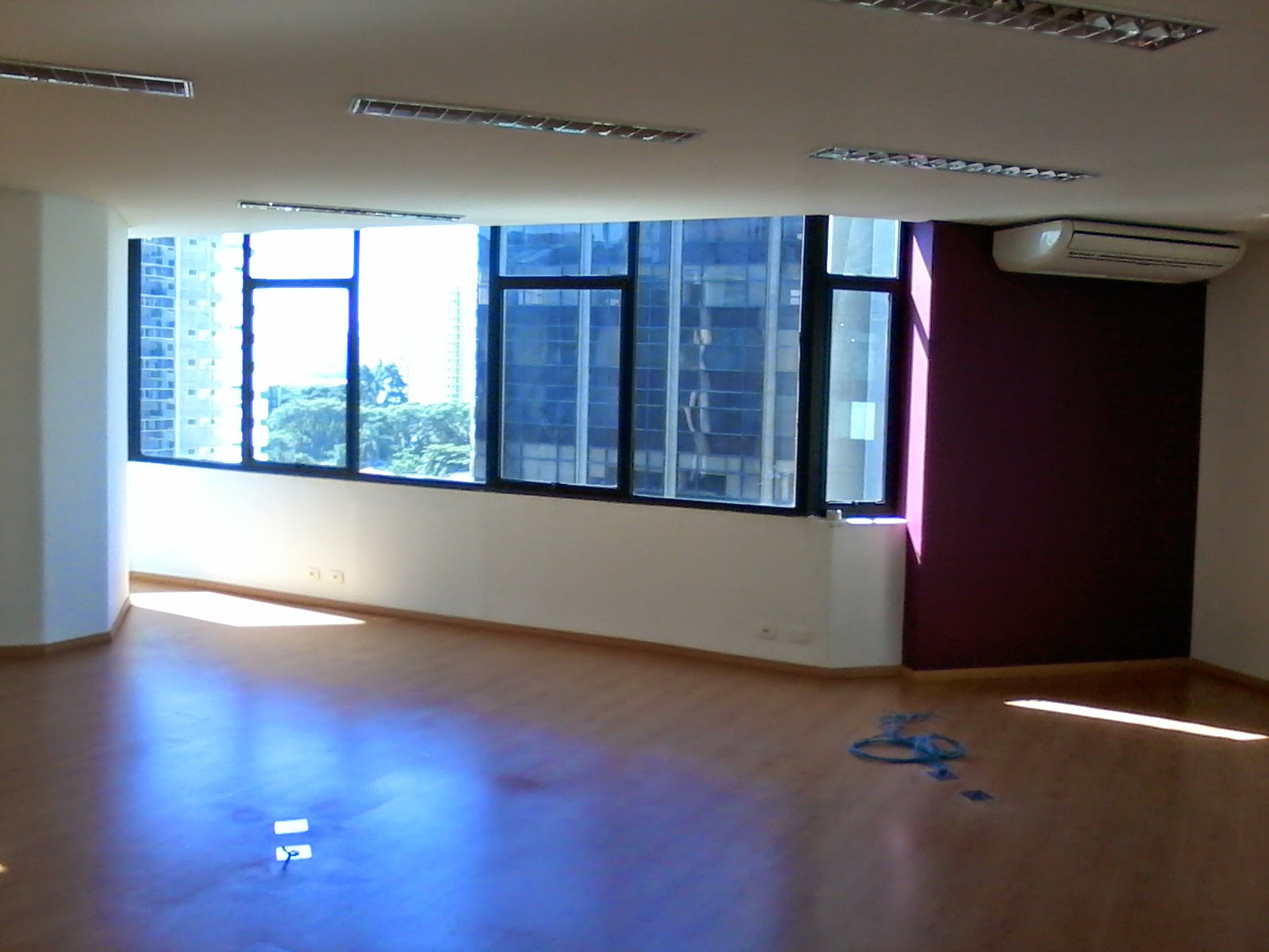 Imagem Sala Comercial para Alugar, 139 metro em Cidade Monções - São Paulo