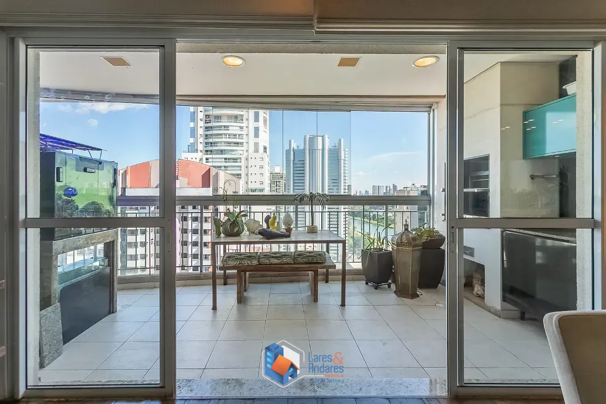 Imagem Apartamento para venda em Brooklin Paulista com 2 quartos, sendo 2 suítes, 145m²