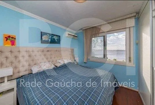Imagem Cobertura para Venda - 243m², 3 dormitórios, sendo 1 suites, 2 vagas - Menino De