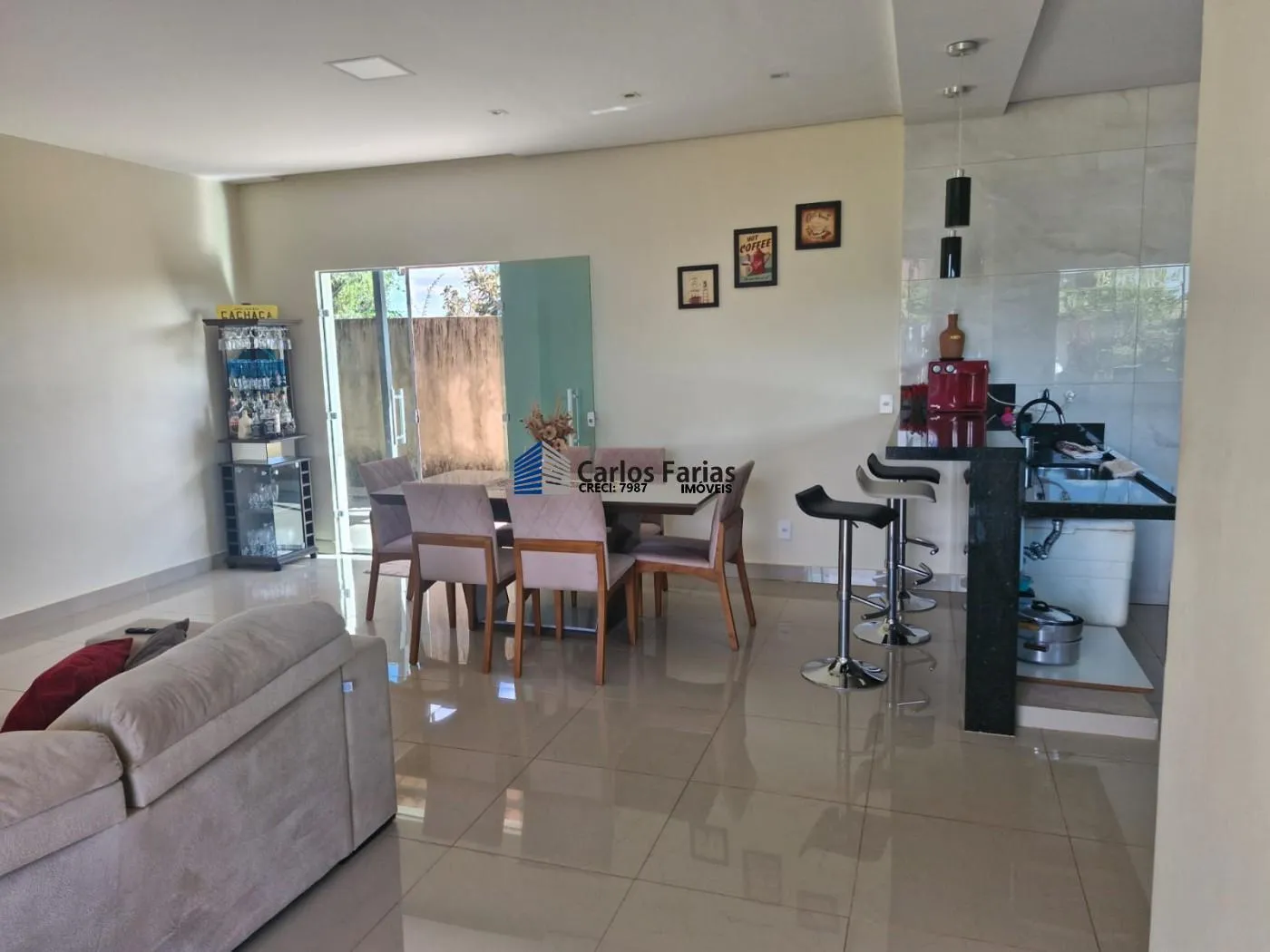 Imagem Casa em Condomínio para Venda em Brasília, Setor Habitacional Tororó (Jardim Botânico), 2 dormitórios, 1 suíte, 2 banheiros, 2 vagas