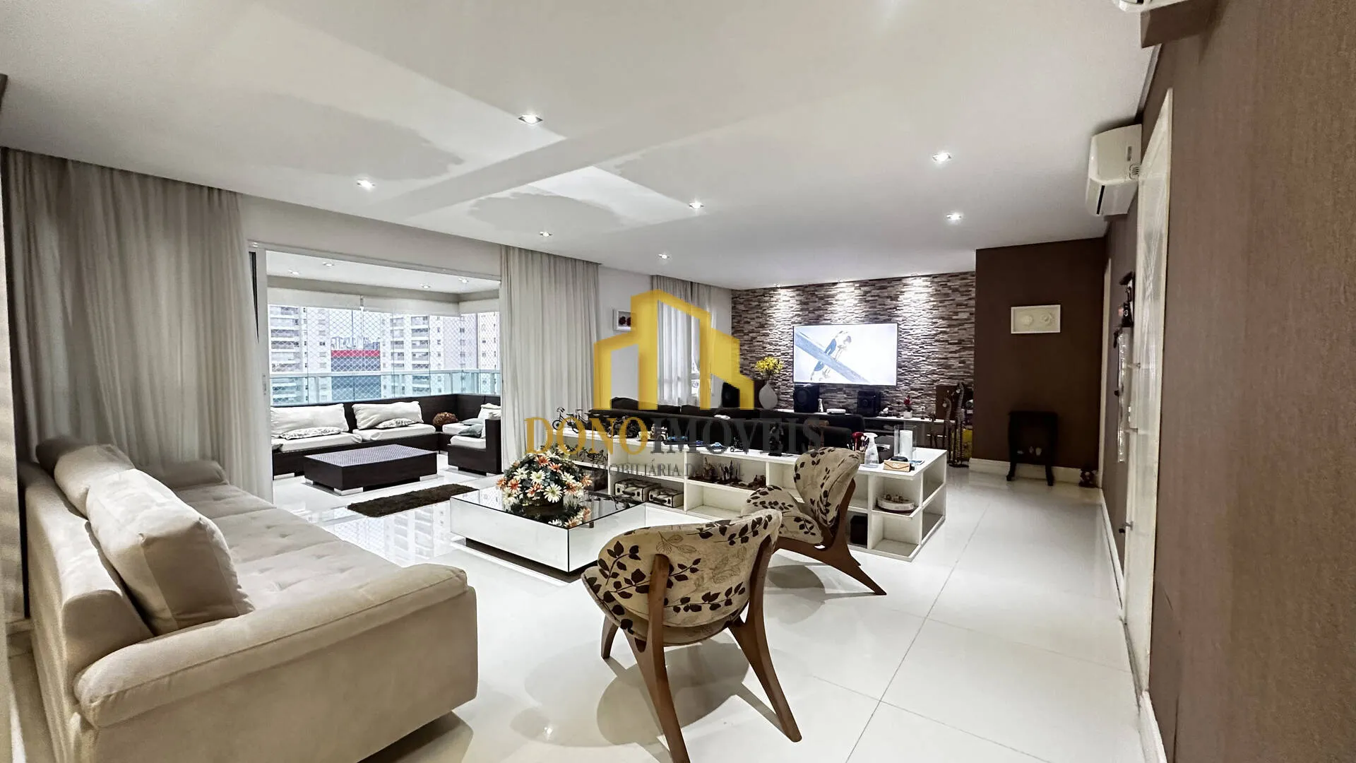 Imagem Apartamento para Venda e Locação no Domo Prime | 237m² | 3 Suítes | Centro