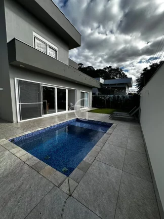 Imagem Encante-se com essa residência exclusiva no bairro Floresta!