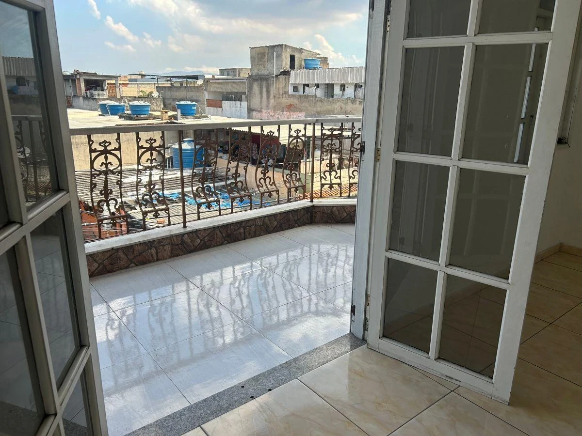 Imagem Casa com 3 Quartos à Venda, 180 m² em Vila Guanabara - Duque de Caxias