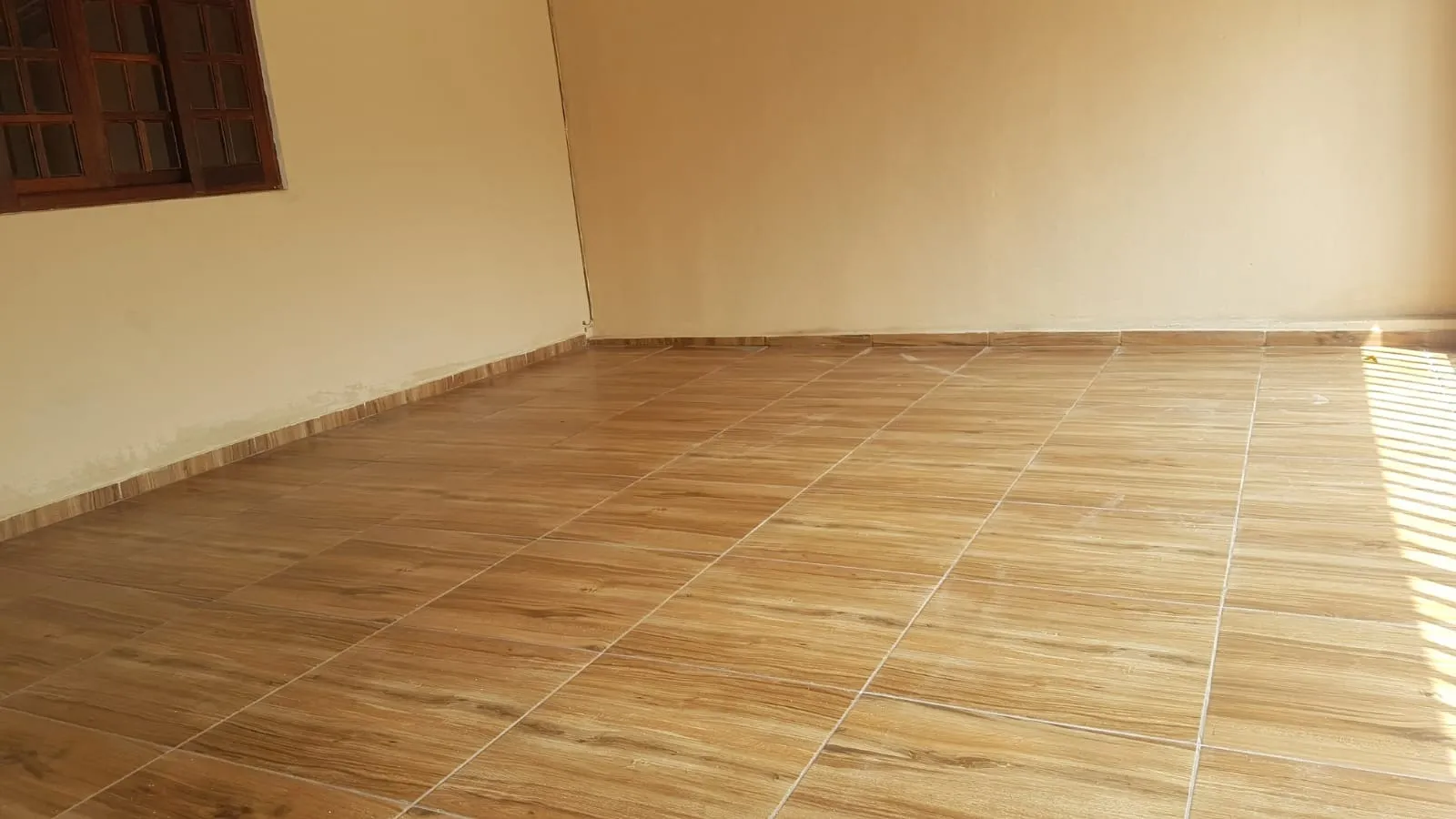Imagem Casa a venda com amplo espaço