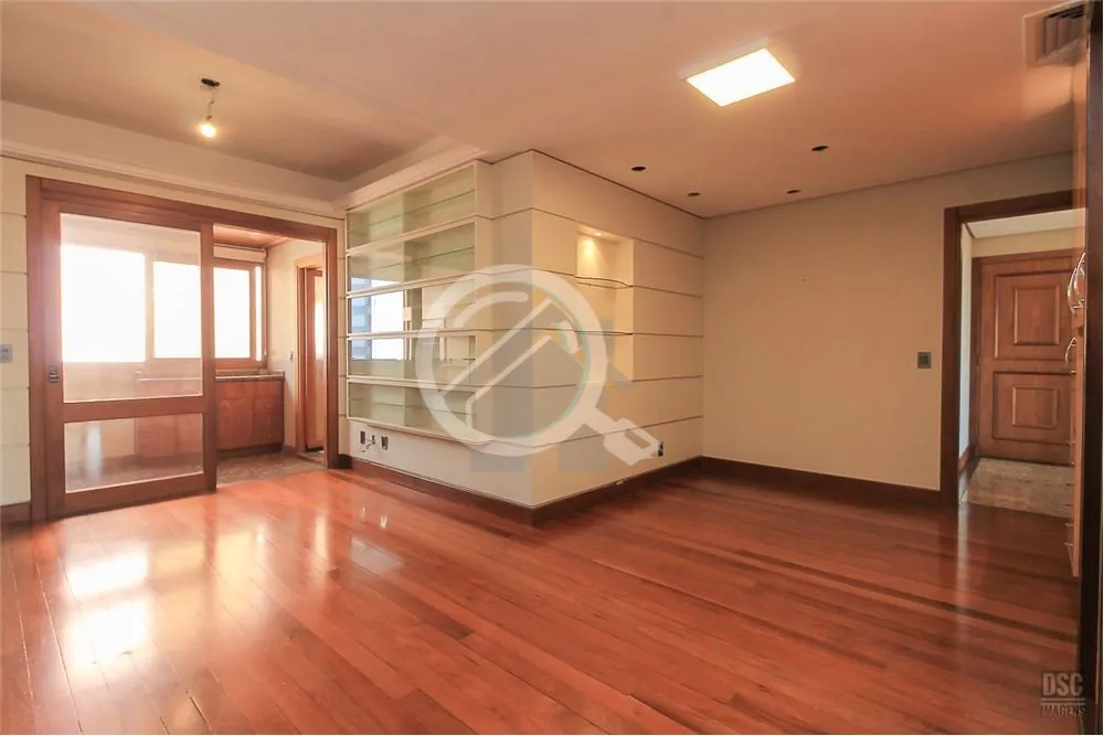 Imagem Apartamento de alto padrão, com 4 dormitórios, localizado no bairro Bela Vista, em Porto Alegre. C...